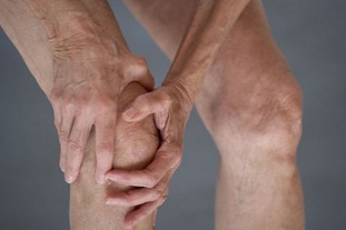 Signs and symptoms of knee arthropathy